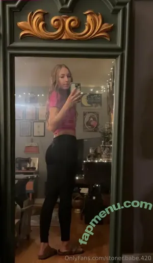 stoner.babe.420 / stoner.babex420 nude photo #0027
