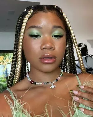 Storm Reid / stormikush / stormreid nude photo #0057