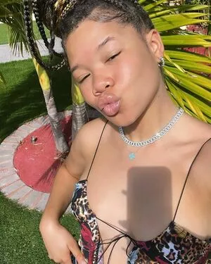 Storm Reid / stormreid nude photo #0092