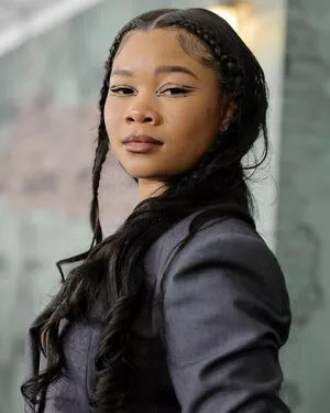 Storm Reid / stormreid nude photo #0099