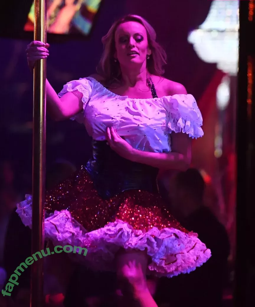 Stormy Daniels nude photo #0051 (stormydaniels / thestormydaniels)
