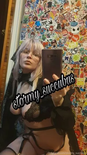 Stormy Succubus / stormy_loves_u / stormy_succubus nude photo #0401