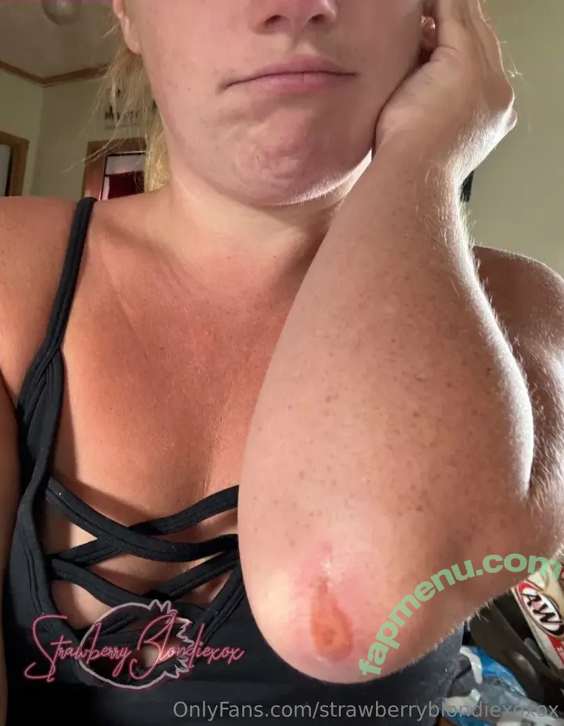 strawberryblondiexoxox nude photo #0003 (strawberry.blonde.x)
