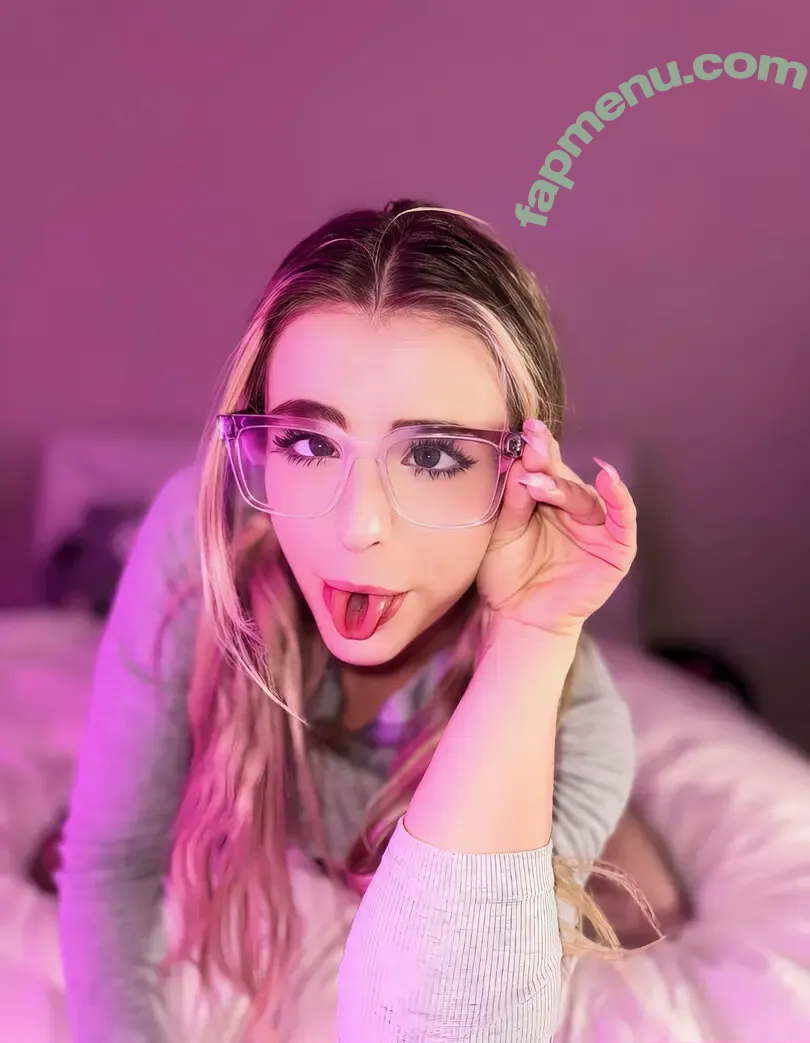 stretchwithvxox nude photo #0014 (stretch_withv)