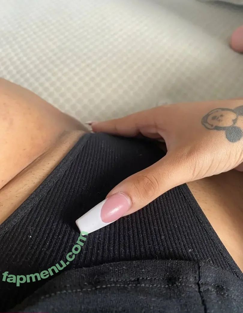 StripperCoochie nude photo #0003 (StripperCoochie)