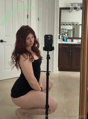  nude photo #0007