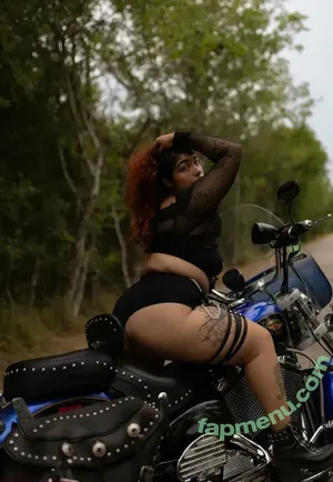 SuccubusQueen / ScreamQueen / screamqueeenxx / xxqueenxxx nude photo #0012