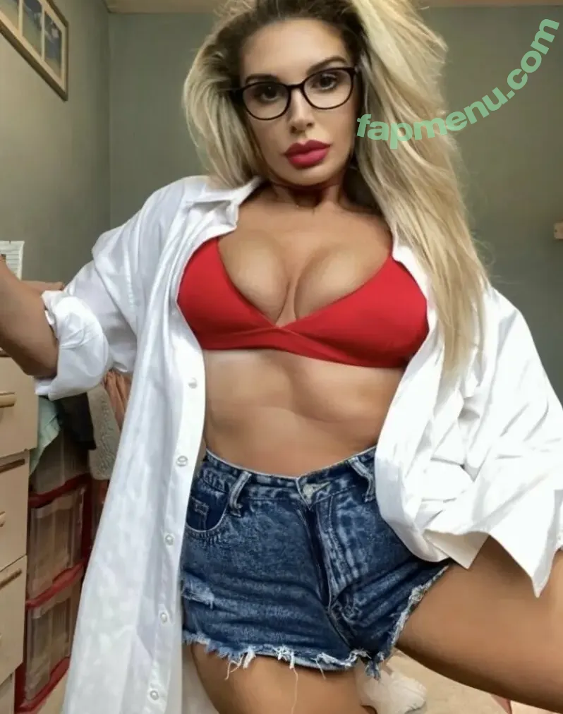 Suemcco11 nude photo #0006 (Suemcco11)