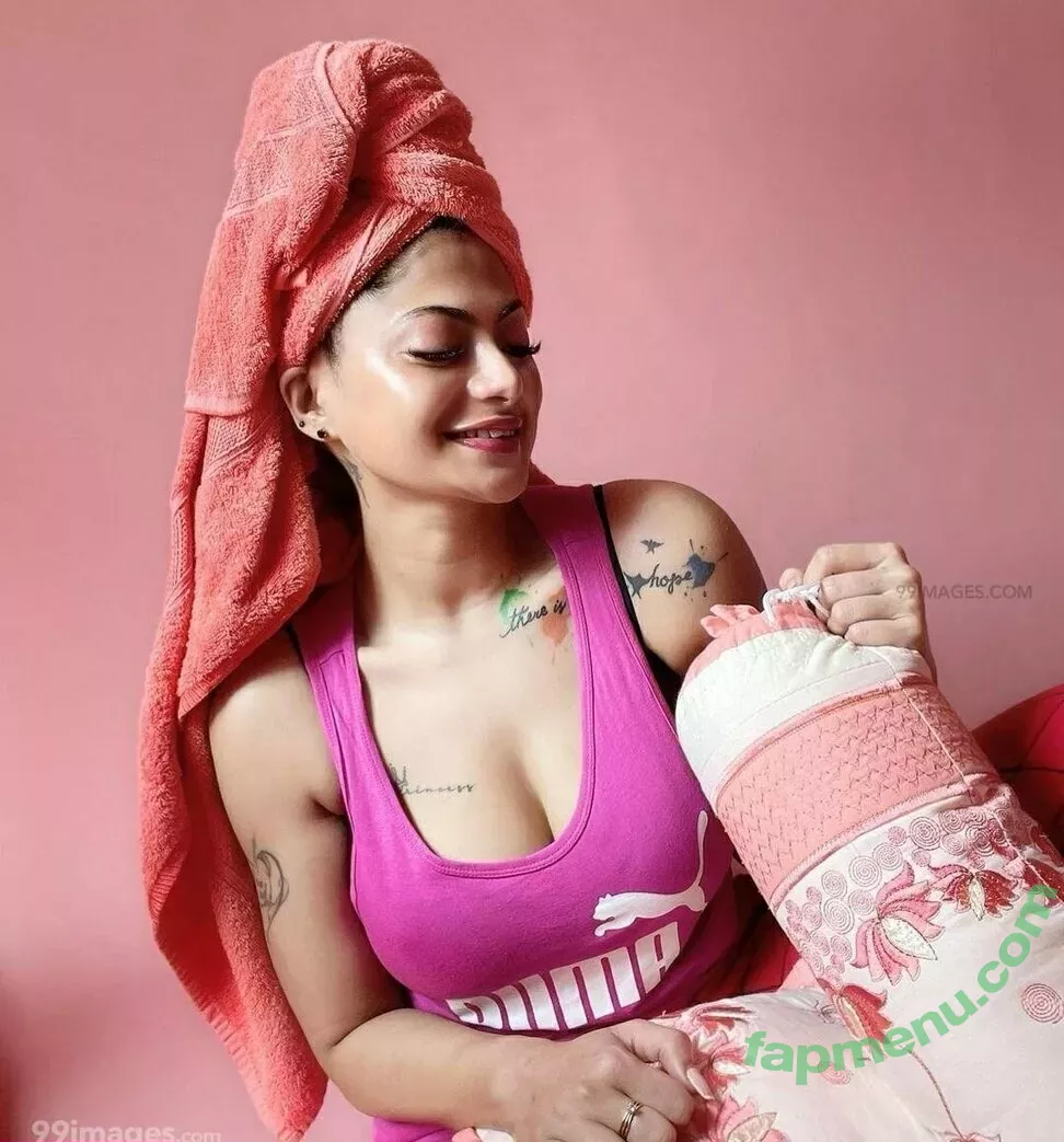 Suhaani Laskar nude photo #0306 (suhaanilaskar)