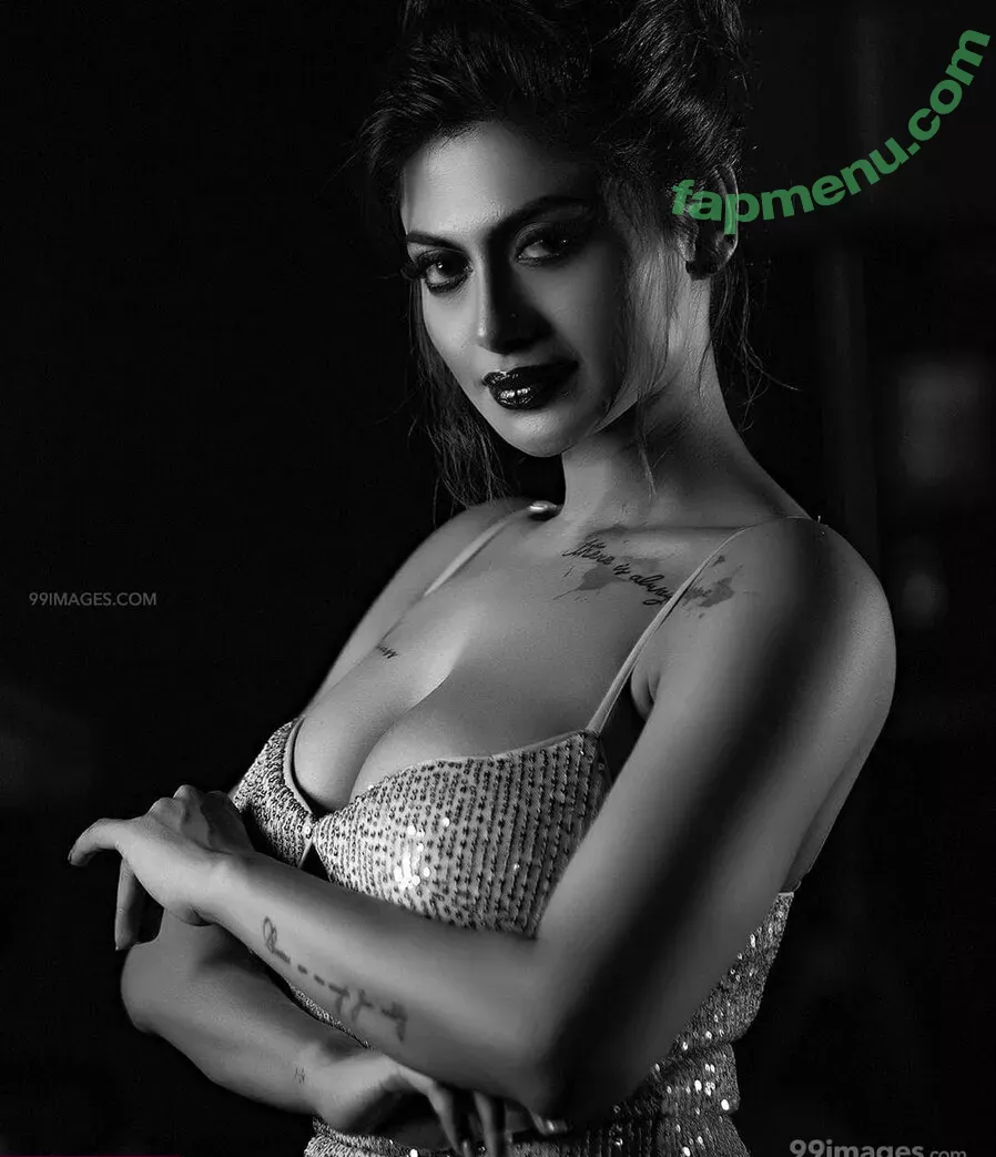 Suhaani Laskar nude photo #0311 (suhaanilaskar)