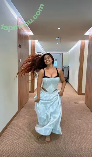 Suhana Khan / __suhuuu__ nude photo #0872