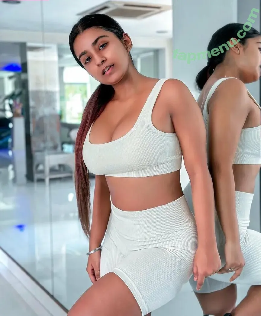 Suhana Khan nude photo #0882 (__suhuuu__)