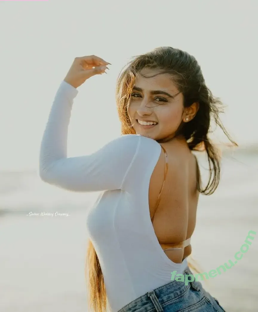 Suhana Khan nude photo #0885 (__suhuuu__)