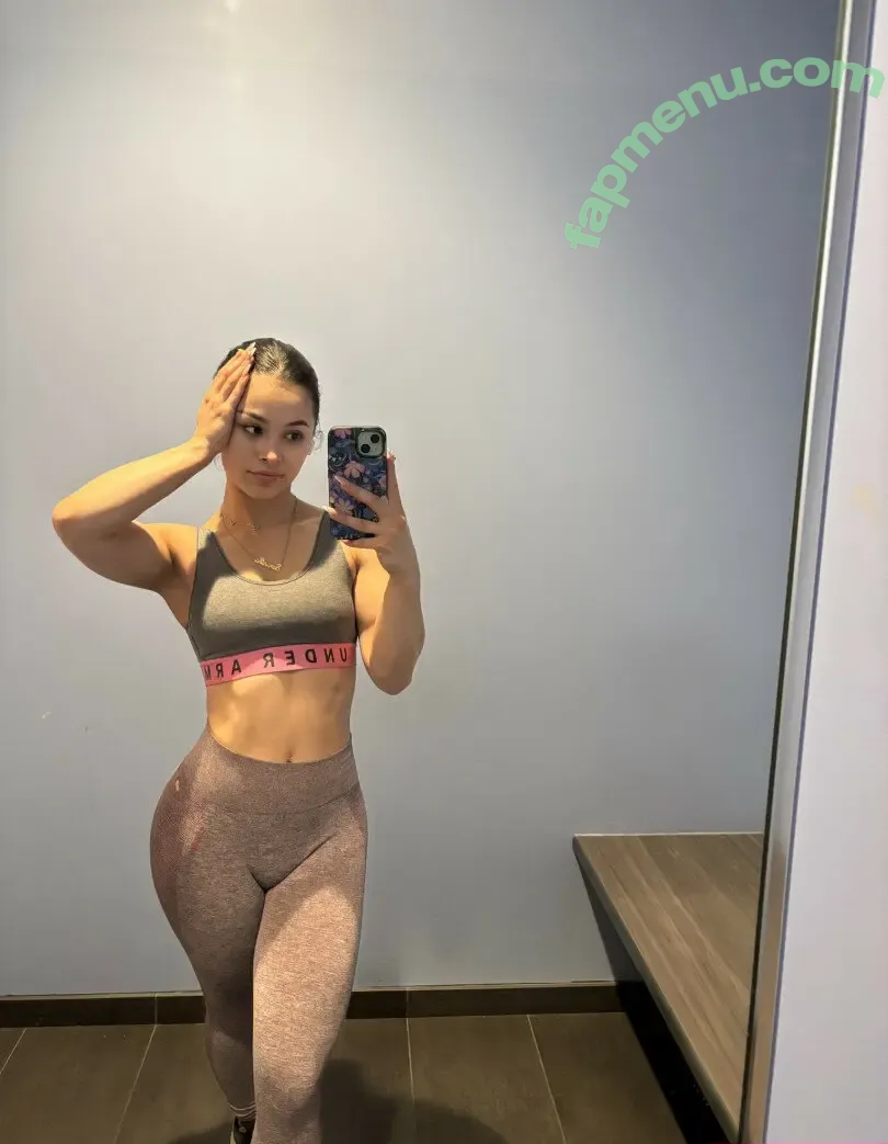 sukismom nude photo #0011 (sukismom)