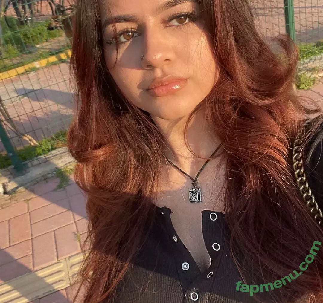 Suman Maria nude photo #0007 (sexysummermaria / suman_maria)