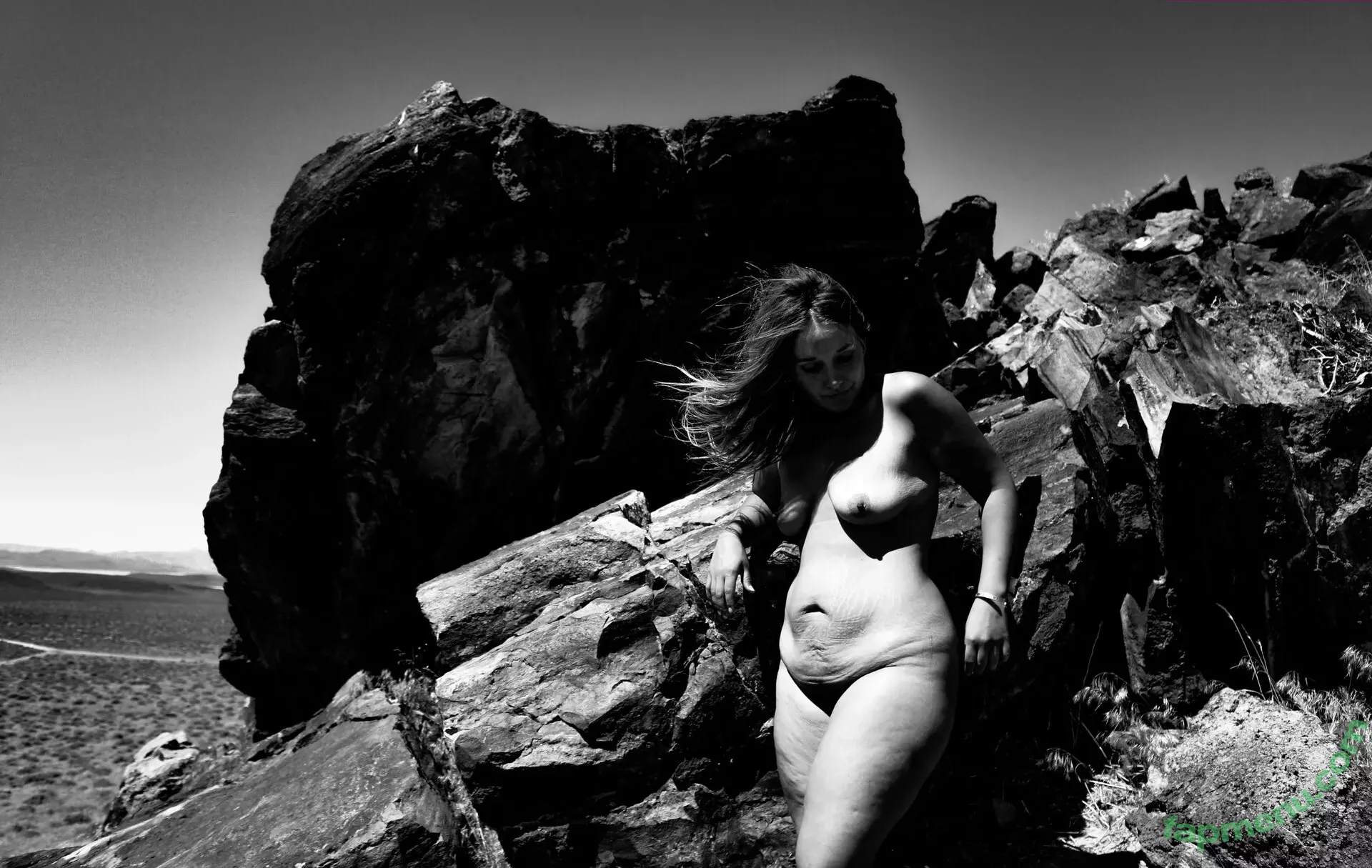 Summers VonHesse nude photo #0095 (summers.vonhesse / summersvonhesse)
