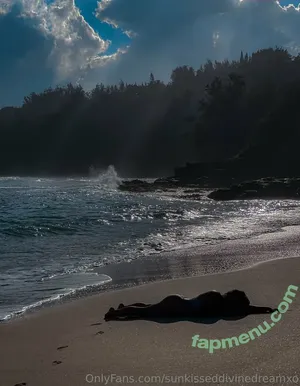 sunkisseddivinedreamxo / sunkisseddivinedream nude photo #0043