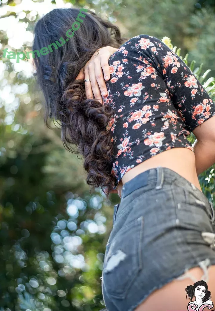 Sunny Suicide nude photo #0219 (Miss Sunny Holiday / sunny_suicide)