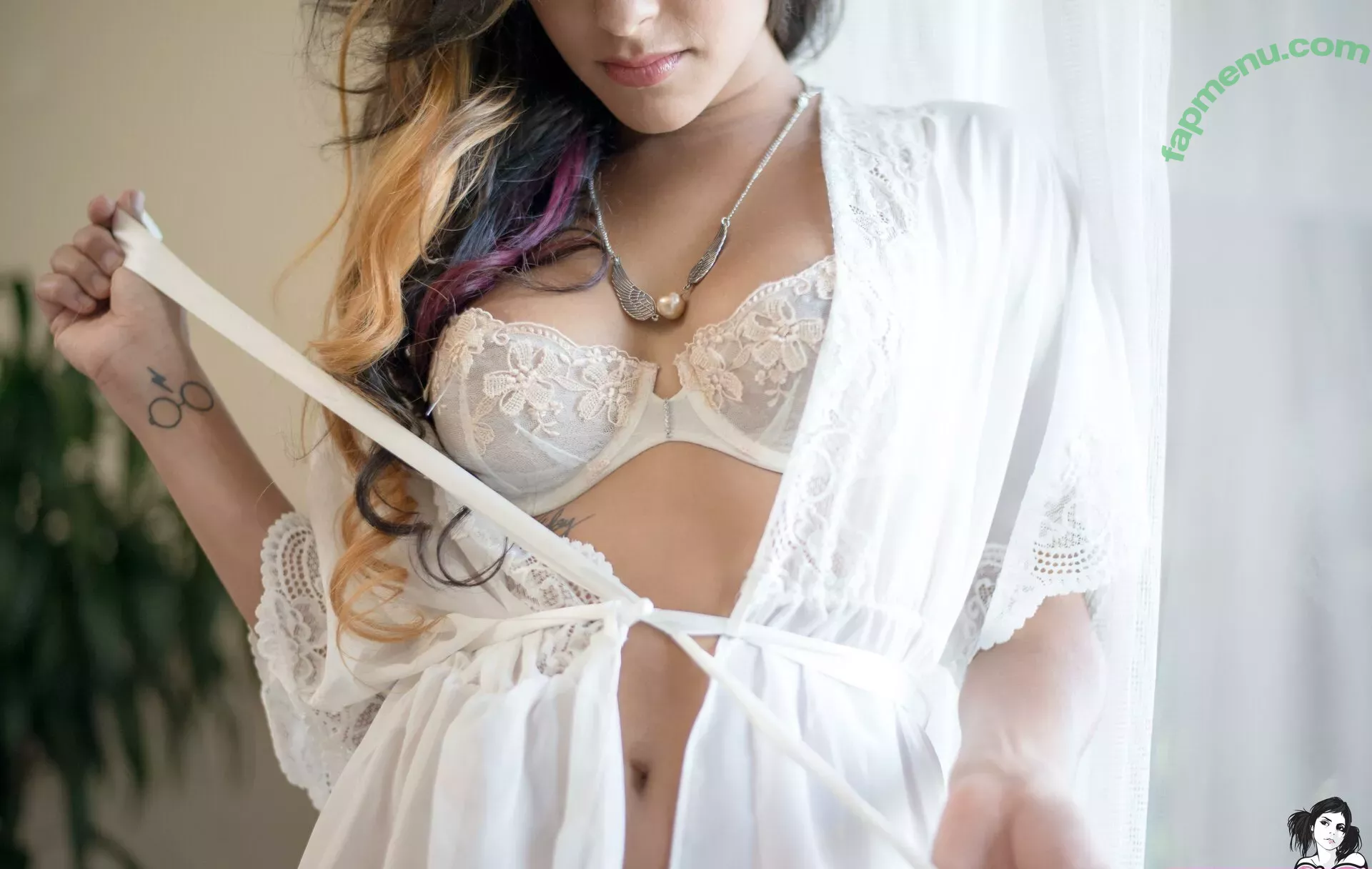 Sunny Suicide nude photo #0232 (Miss Sunny Holiday / sunny_suicide)