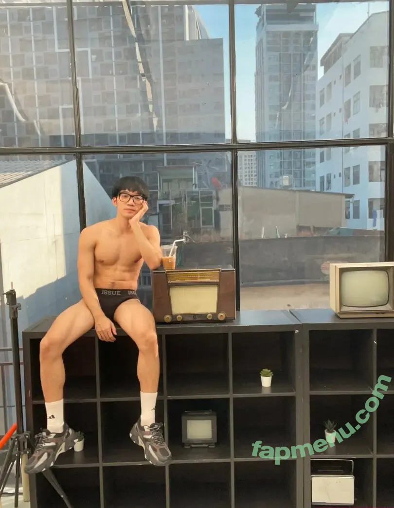 superballmaling nude photo #0033 (superballmalingz)