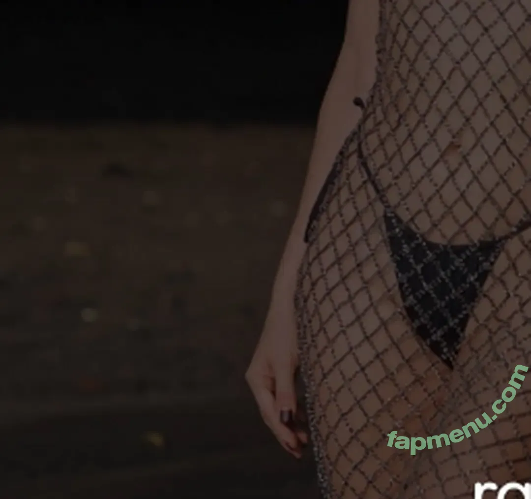 Superbe nude photo #1120 (Lilla Katten / superbeofficial)