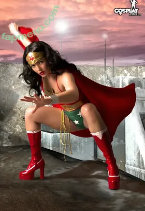 Superheroine / superheroineforum nude photo #0025