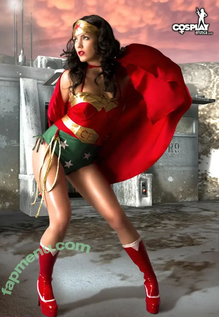 Superheroine nude photo #0012 (superheroineforum)