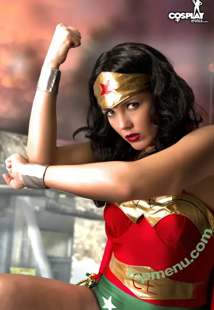 Superheroine nude photo #0020 (superheroineforum)