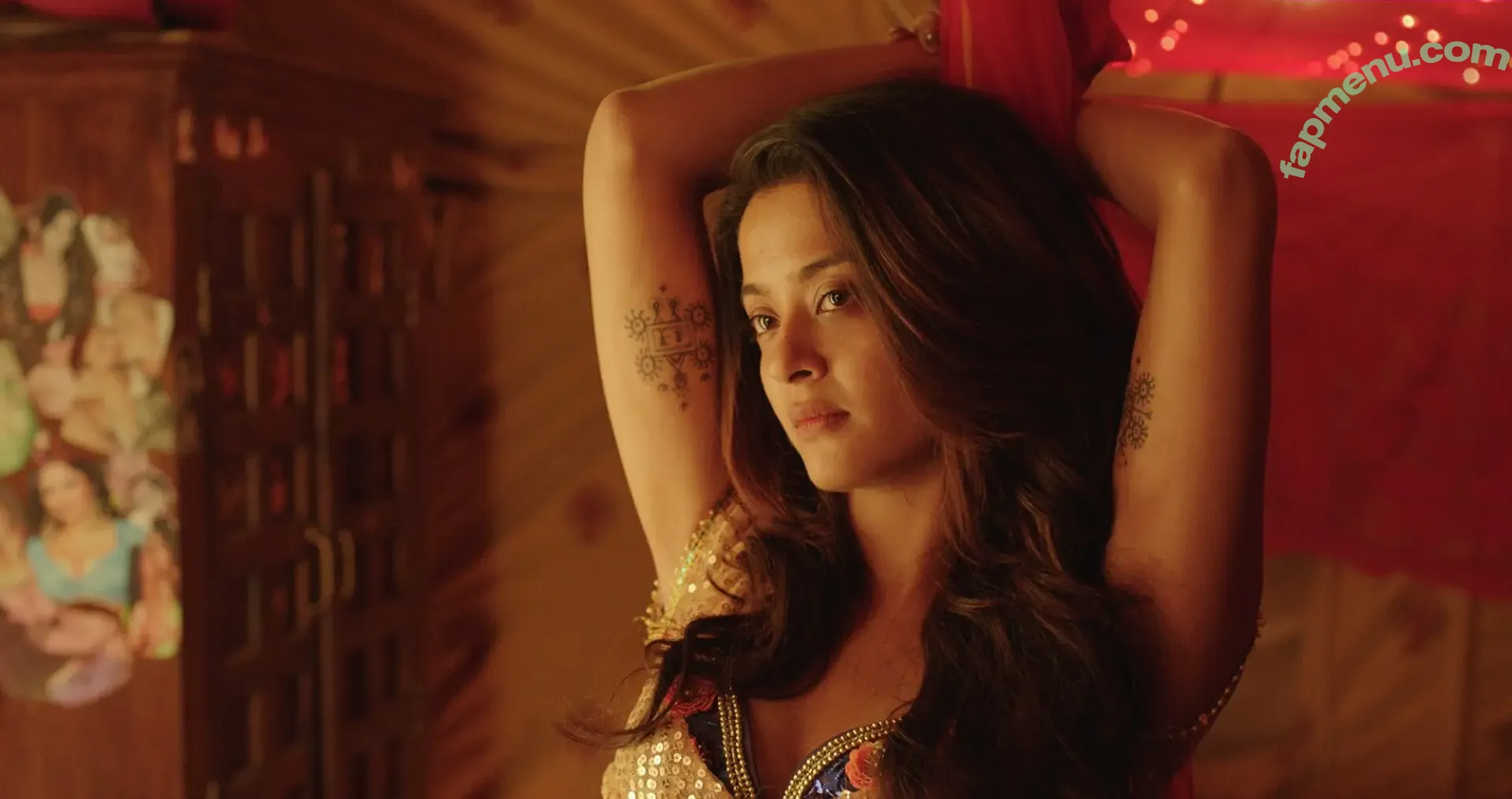 Surveen Chawla nude photo #0003 (Surveen Chawla)