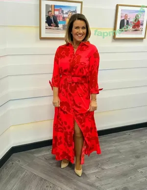 Susanna Reid / susannareid100 nude photo #0477