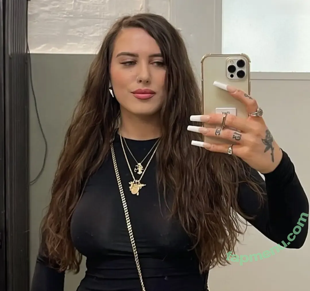 Suzie Grime nude photo #0169 (suziegrime)