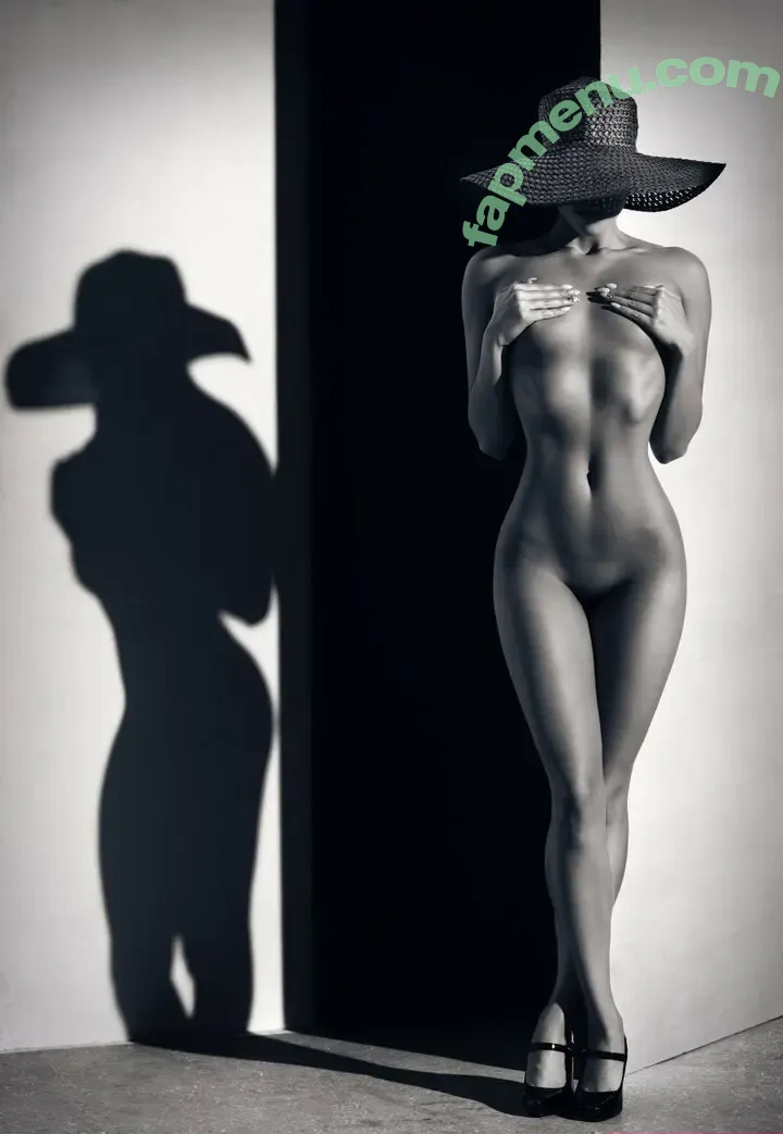 swanepoel nude photo #0014 (swanepoel)