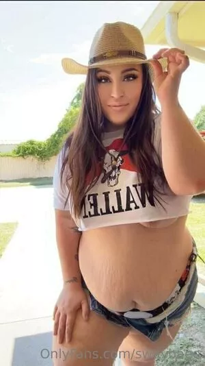 swaybaee / sway_baetv nude photo #0415