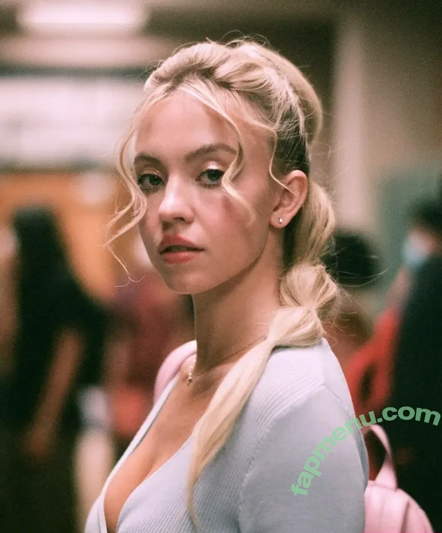 Sweeney Sydney nude photo #0014 (Sweeney Sydney)