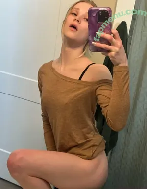  nude photo #0001