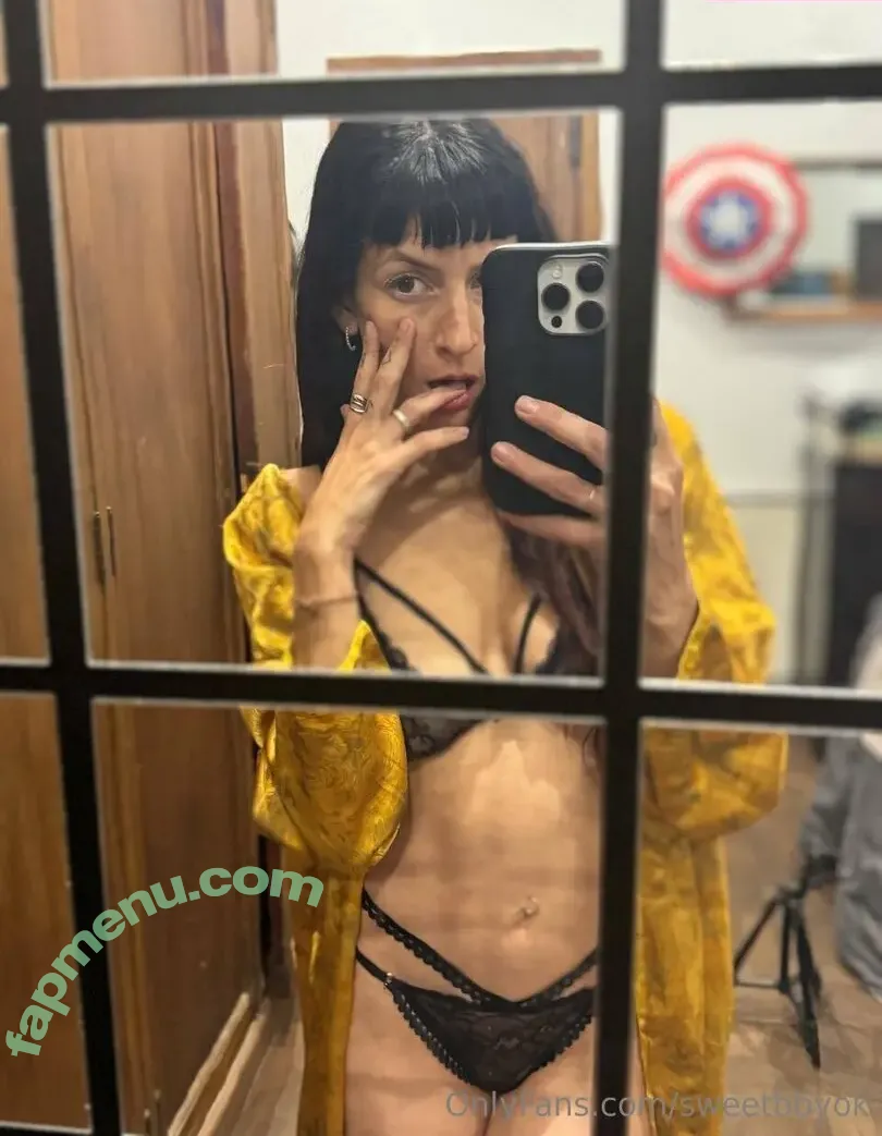 sweetbbyok nude photo #0014 (iamscarlett.xo)