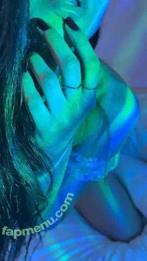  nude photo #0005