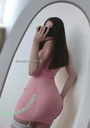  nude photo #0004