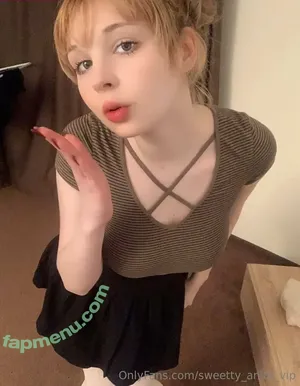  nude photo #0007