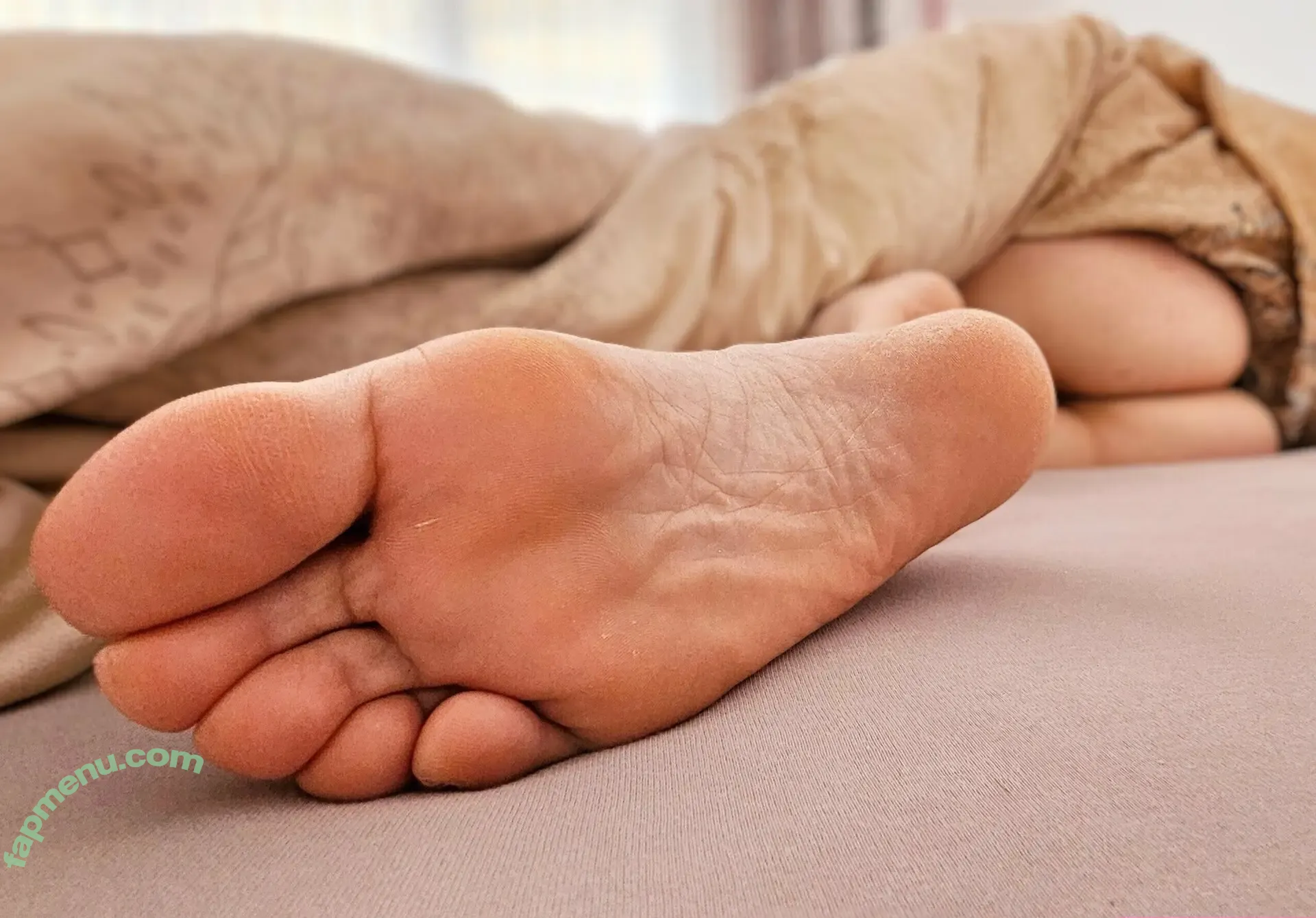 swisssole nude photo #0006 (swisssole)