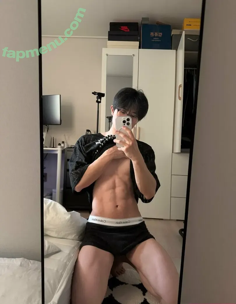 sxwgmin nude photo #0007 (sxwgmin)