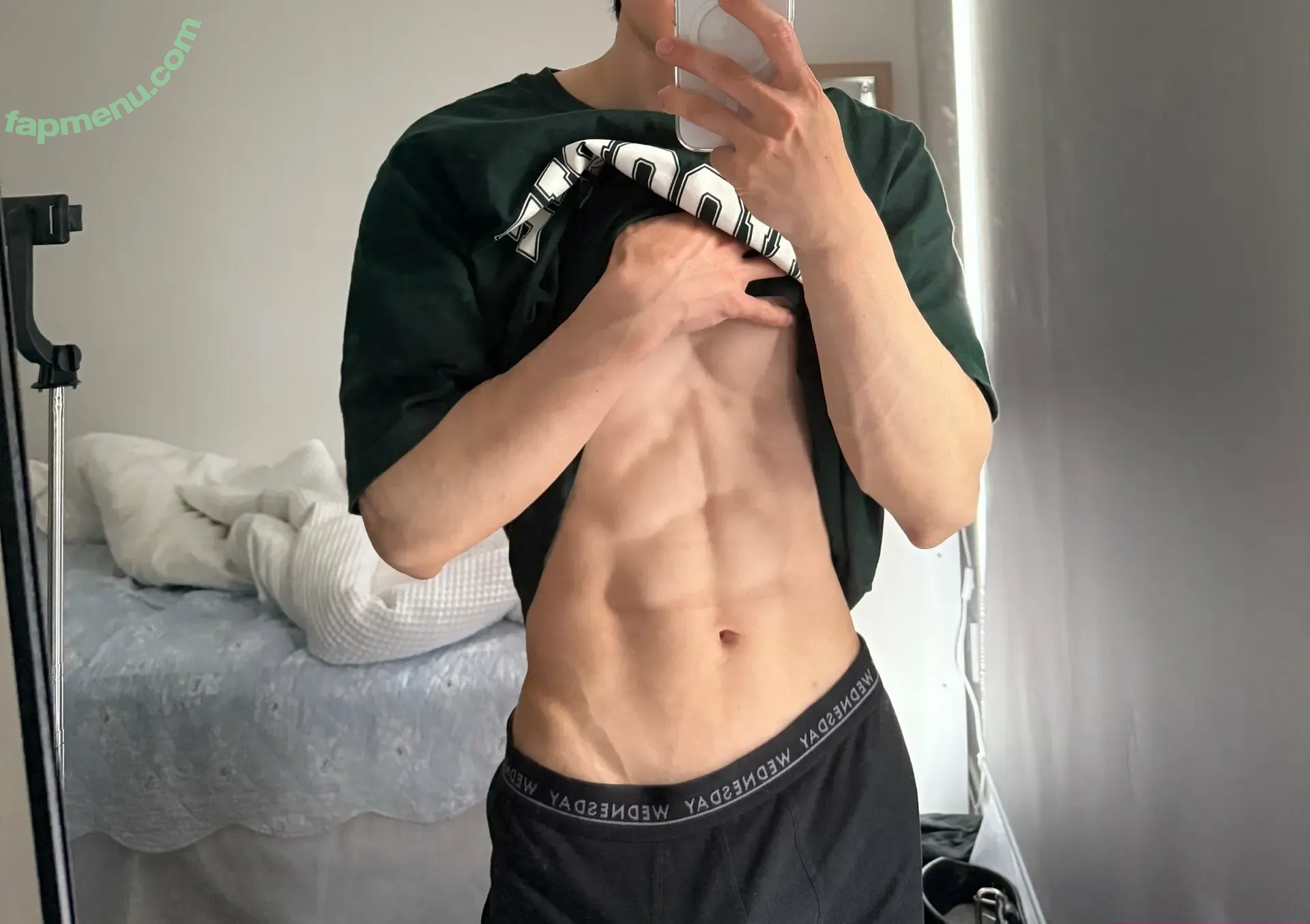 sxwgmin nude photo #0030 (sxwgmin)