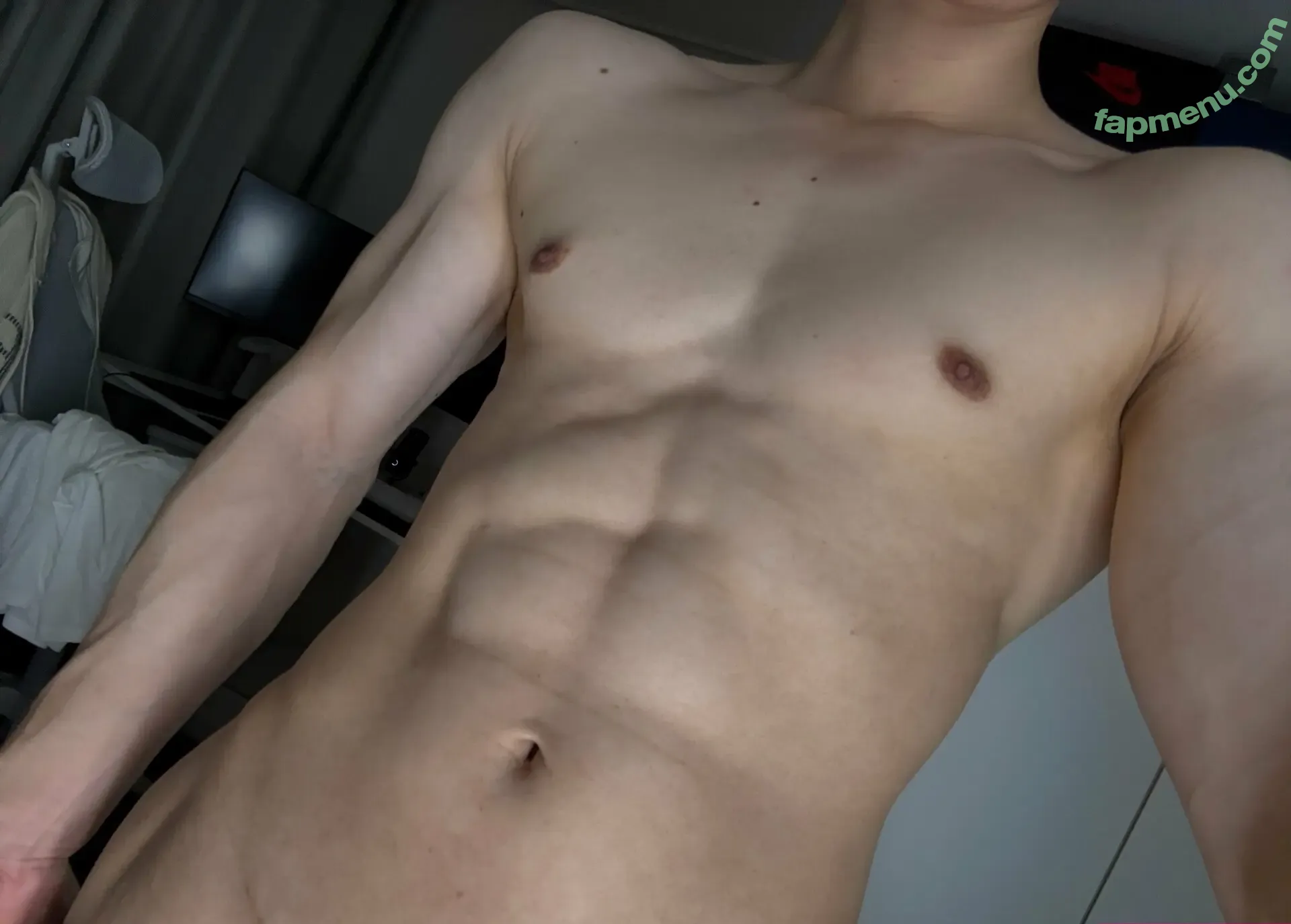 sxwgmin nude photo #0032 (sxwgmin)
