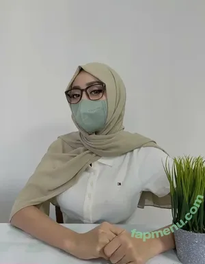 syakhalifah / syairahshahid nude photo #0002
