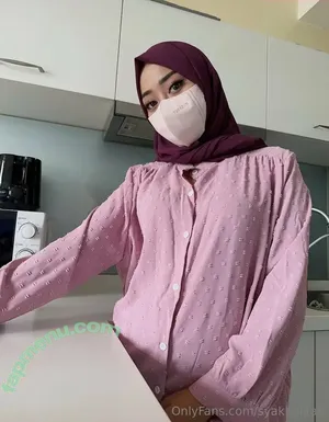 syakhalifah / syairahshahid nude photo #0004
