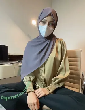 syakhalifah / syairahshahid nude photo #0005