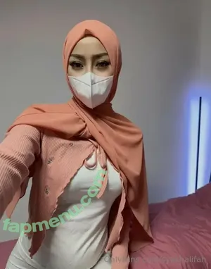 syakhalifah / syairahshahid nude photo #0016