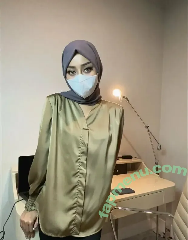 syakhalifah nude photo #0006 (syairahshahid)