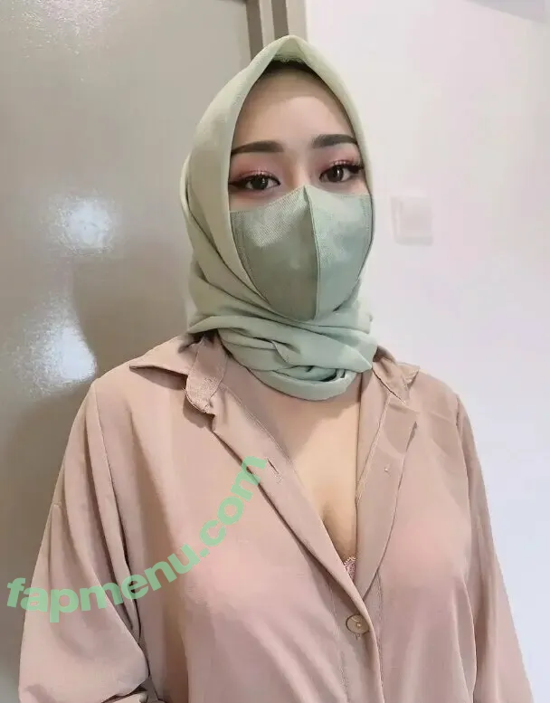 syakhalifah nude photo #0010 (syairahshahid)
