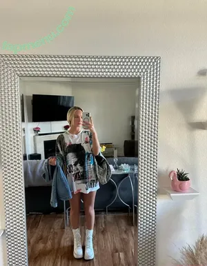  nude photo #0008